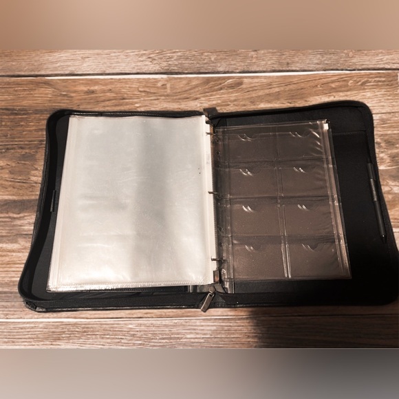 Day-Timer Genuine Leather Zip Folio Organizer - Picture 4 of 5